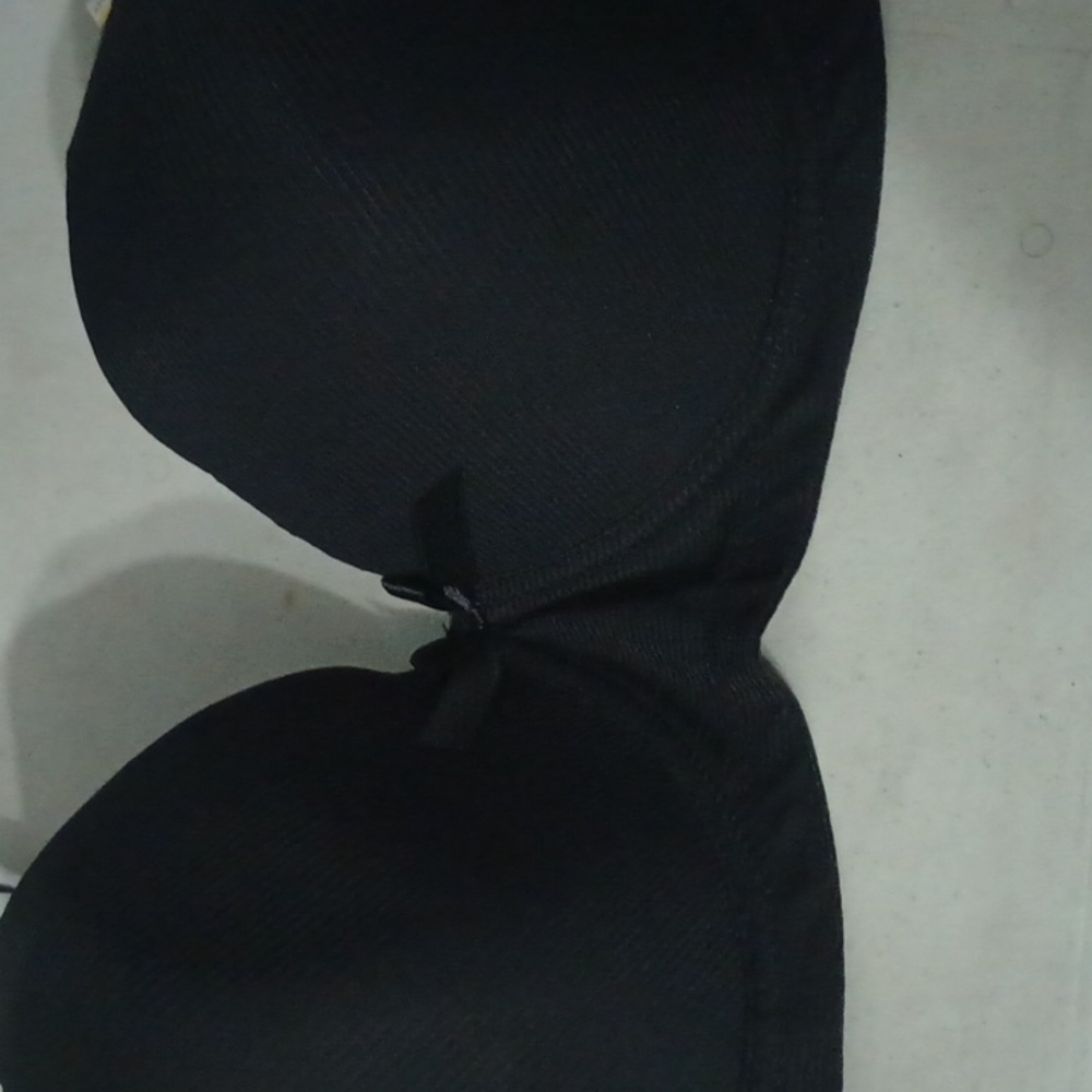 Viola Secret - Picture 5 of 7